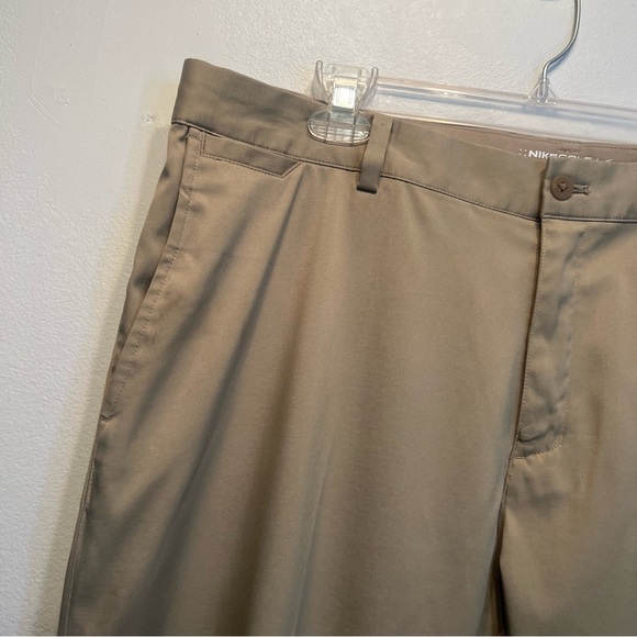 Nike Golf Pants Mens 38x32 Tour Performance Dri Fit Tan Preppy Sport - Picture 2 of 12